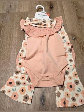 NWT Petit Lem's Mini Threads mix & match Floral Romper 4 Piece Set, Size 12m
